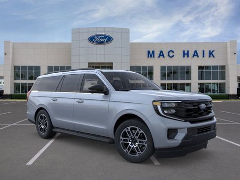 New 2025 Ford Expedition Max Active image 7