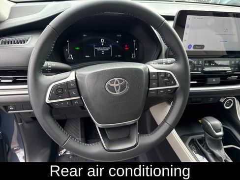 Used 2025 Toyota Grand Highlander AWD Hybrid image 8