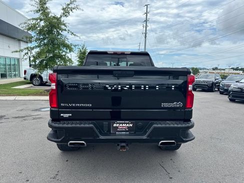 Used 2020 Chevrolet Silverado 1500 High Country w/ Technology Package AWD/4WD image 6