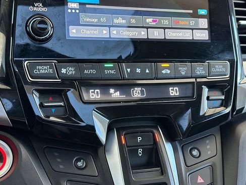 Used 2022 Honda Odyssey EX-L image 22
