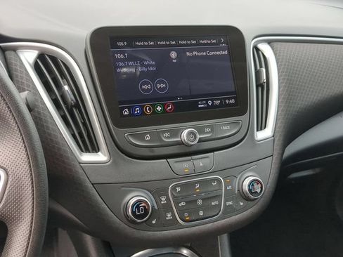 Used 2024 Chevrolet Malibu LT FWD image 25