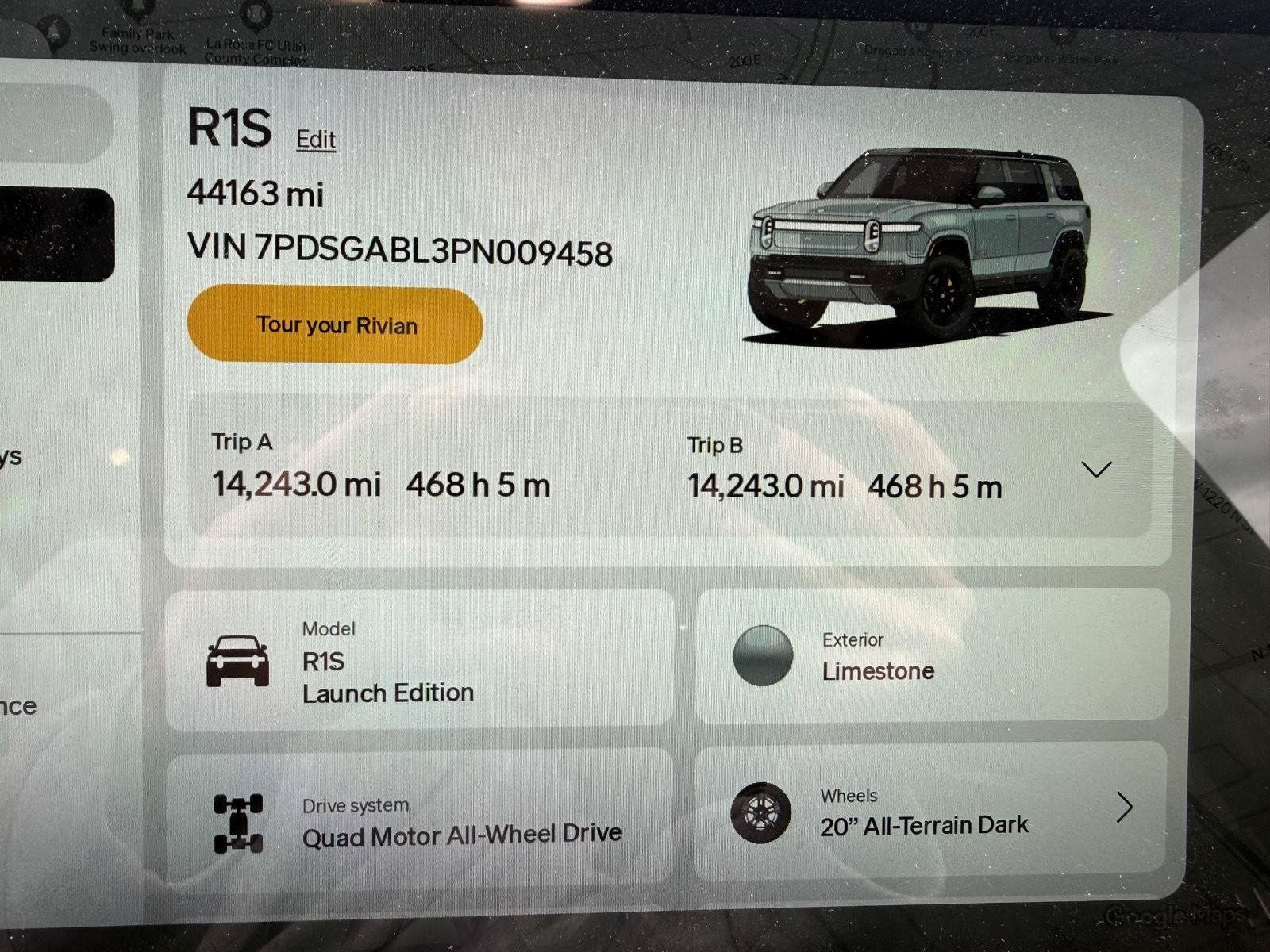 Used 2023 Rivian R1S Launch Edition Quad AWD/4WD image 11