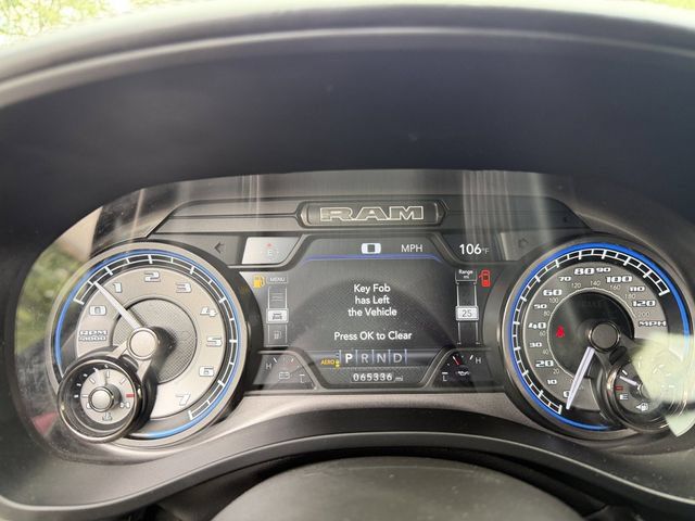 Used 2022 RAM 1500 Limited AWD/4WD image 16