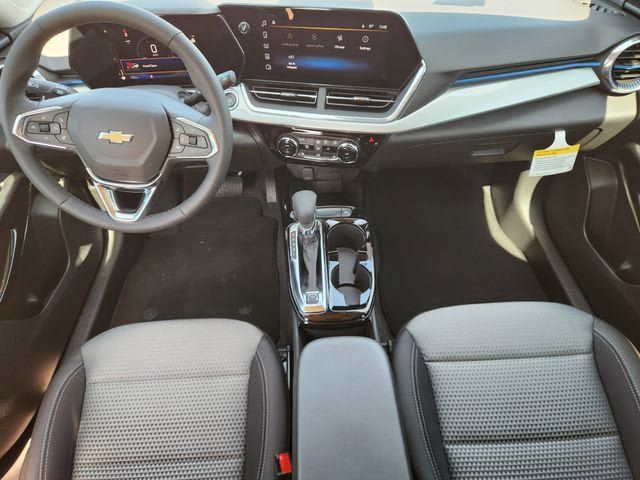 New 2026 Chevrolet Trax LT w/ Driver Confidence Package FWD image 2