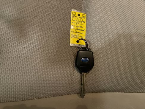 Used 2015 Subaru Crosstrek 2.0i Premium image 26