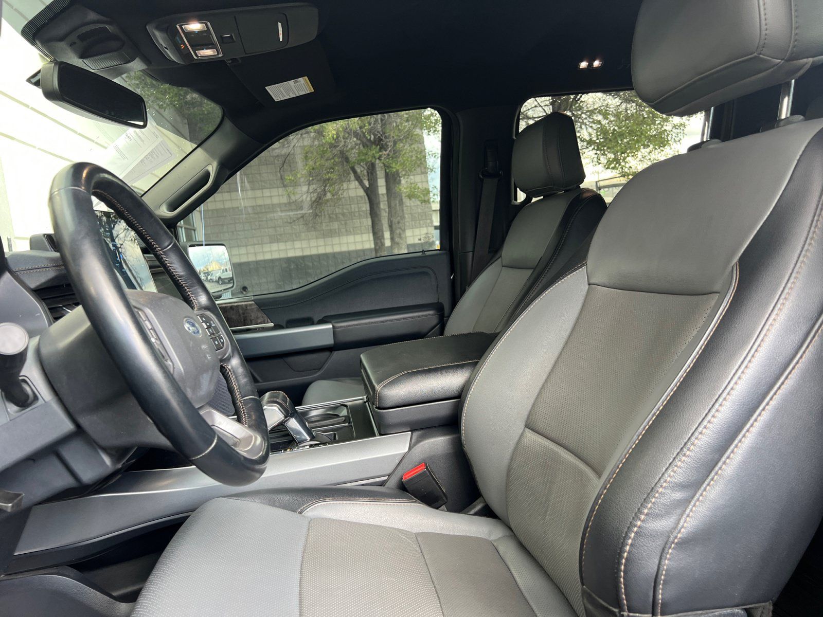 Used 2022 Ford F150 Lightning Lariat w/ Tow Technology Package AWD/4WD image 23
