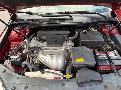 Used 2015 Toyota Camry SE FWD image 15