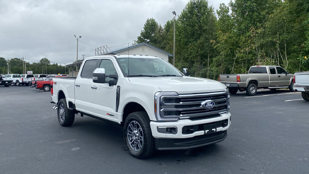 New 2027 Ford F250 Platinum w/ Platinum Plus Package AWD/4WD image 3