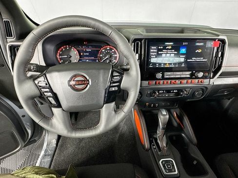 New 2026 Nissan Frontier PRO-4X w/ Tow Package AWD/4WD image 12