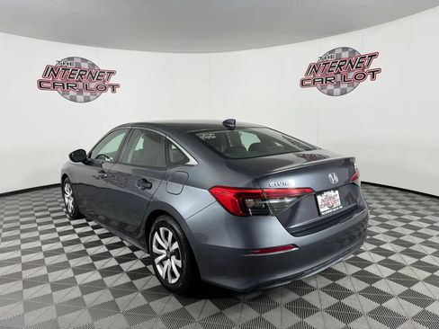 Used 2024 Honda Civic LX image 5