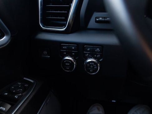 Used 2023 GMC Sierra 1500 Denali w/ Denali Reserve Package image 13