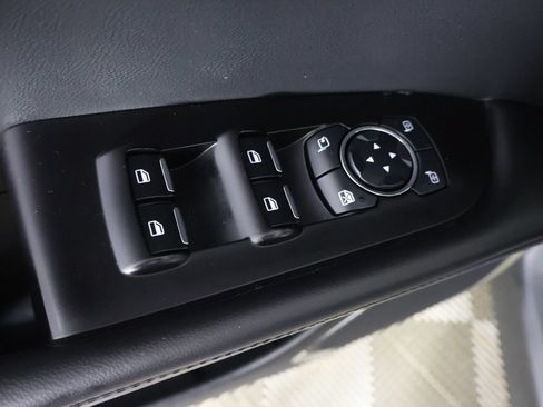 Used 2023 Lincoln Nautilus Reserve AWD/4WD image 39