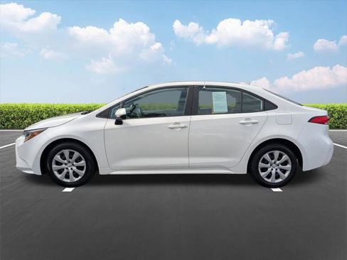 Certified 2024 Toyota Corolla LE FWD image 8