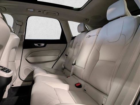 New 2026 Volvo XC60 B5 Ultra w/ Protection Package Premier image 17