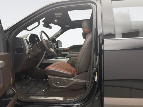 Used 2019 Ford F150 King Ranch w/ Equipment Group 601A Luxury AWD/4WD image 11