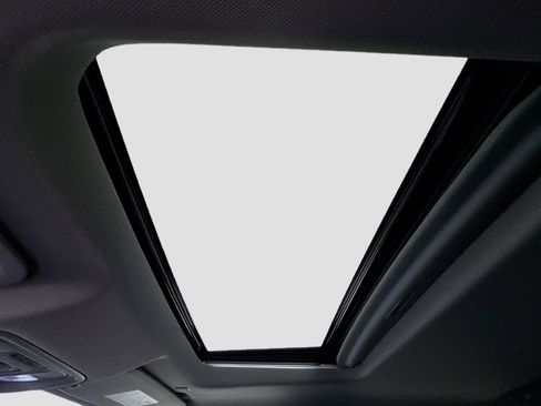 Used 2021 GMC Sierra 1500 Denali w/ Denali Ultimate Package image 13