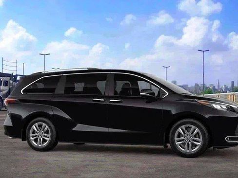 New 2026 Toyota Sienna Limited AWD/4WD image 43