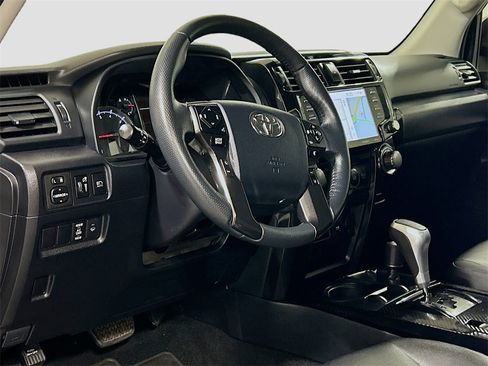 Used 2023 Toyota 4Runner TRD Off-Road Premium image 7