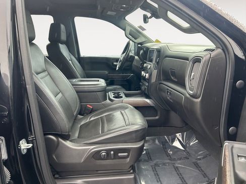 Used 2022 GMC Sierra 3500 Denali w/ Denali Ultimate Package image 10