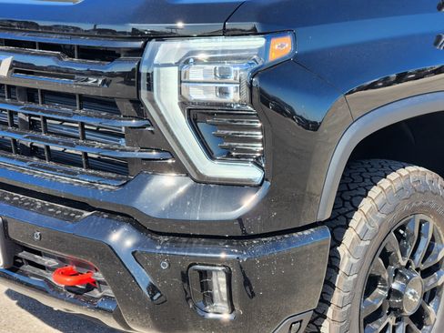 New 2026 Chevrolet Silverado 2500 LT w/ Trail Boss Package AWD/4WD image 6