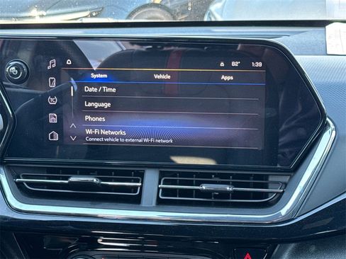 Used 2025 Chevrolet Trax RS image 29