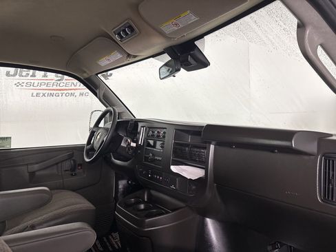 Used 2024 Chevrolet Express 3500 LT w/ LT Preferred Equipment Group image 24
