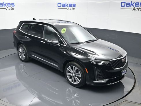 Used 2023 Cadillac XT6 Premium Luxury image 50