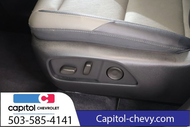 Used 2025 Chevrolet Equinox LT w/ Convenience Package II AWD/4WD image 14