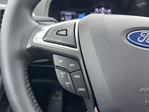 Certified 2024 Ford Edge SEL w/ Convenience Package image 8