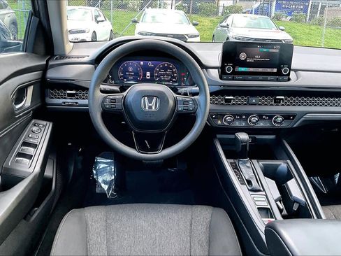 Used 2024 Honda Accord EX image 6