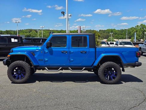 Used 2022 Jeep Gladiator Sport AWD/4WD image 23