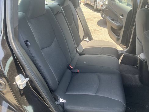 Used 2013 Dodge Avenger SE FWD image 29