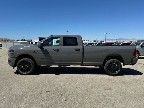 New 2026 RAM 2500 Big Horn AWD/4WD image 3