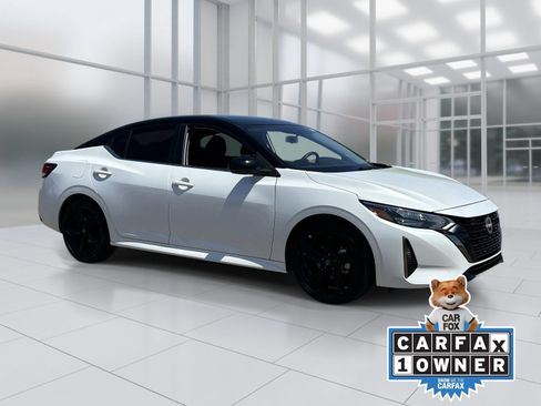 Certified 2024 Nissan Sentra SR FWD image 8