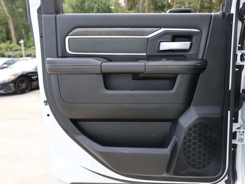 Used 2023 RAM 3500 Big Horn w/ Level 1 Equipment Group image 14