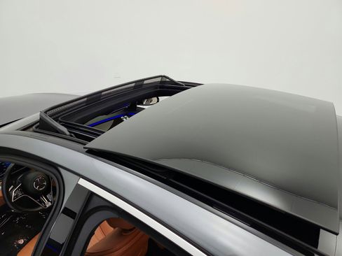 Certified 2022 Mercedes-Benz S 500 4MATIC image 11