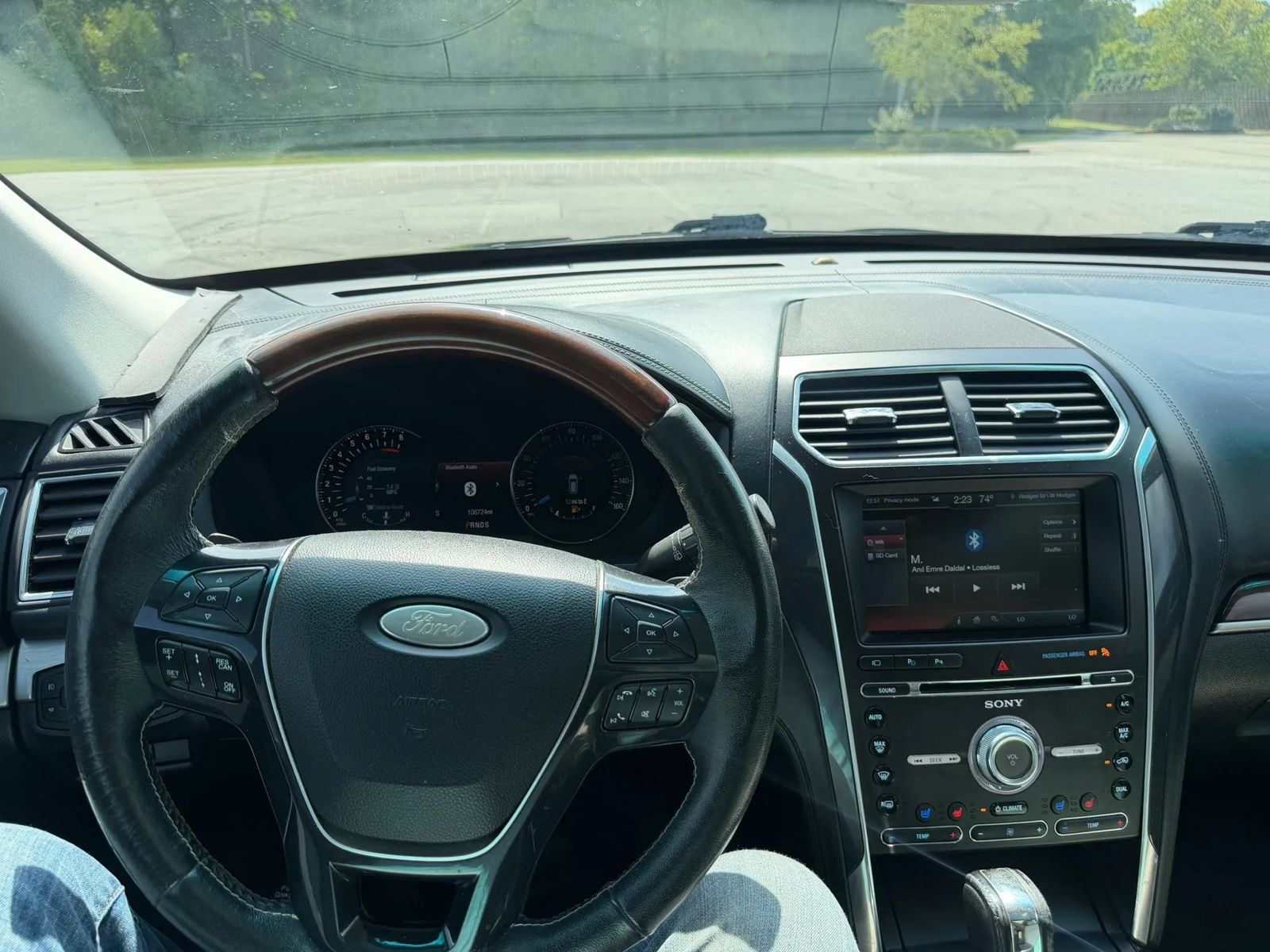 Used 2016 Ford Explorer Platinum AWD/4WD image 15