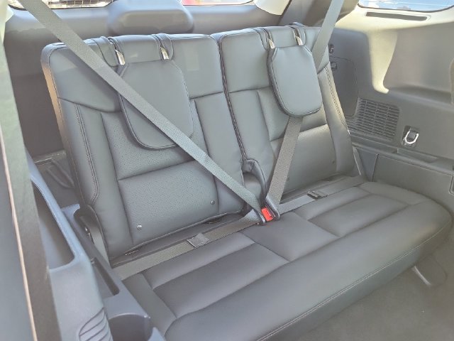 Used 2025 Ford Explorer Active RWD image 20