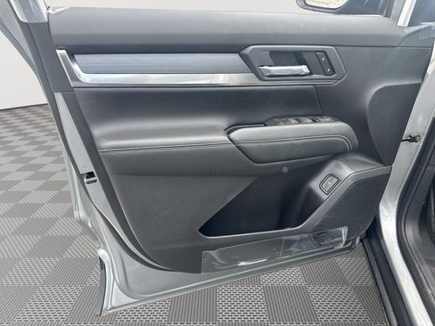 New 2027 GMC Terrain Elevation w/ Elevation Premium Package AWD/4WD image 22
