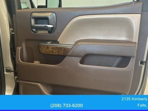 Used 2017 Chevrolet Silverado 2500 LT w/ LT Convenience Package AWD/4WD image 33