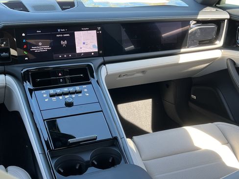 New 2026 Porsche Panamera 4 image 25