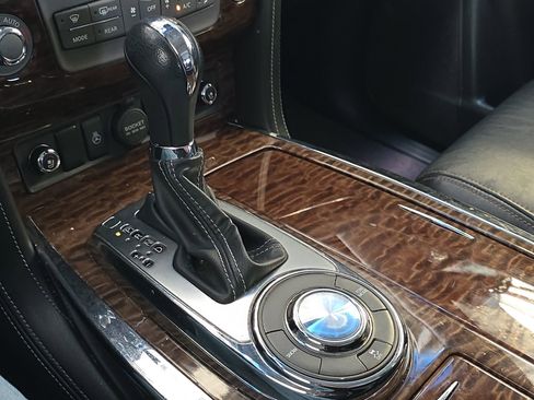 Used 2017 Nissan Armada Platinum image 20