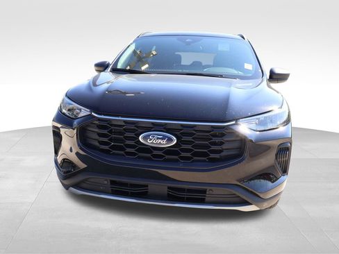 Certified 2026 Ford Escape ST-Line w/ Tech Pack #1 FWD image 5