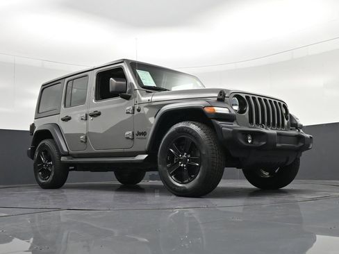 Used 2020 Jeep Wrangler Unlimited Sport AWD/4WD image 31