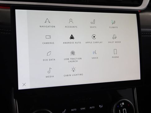 Used 2024 Jaguar XF R-Dynamic SE image 39