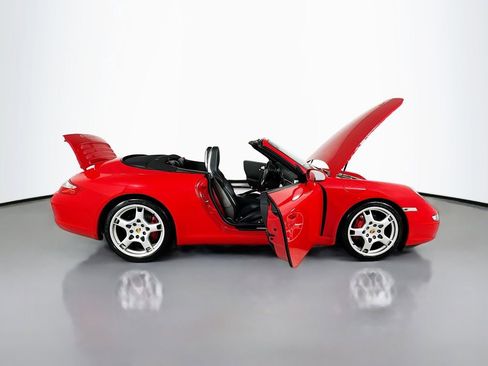 Used 2005 Porsche 911 Carrera S RWD image 29