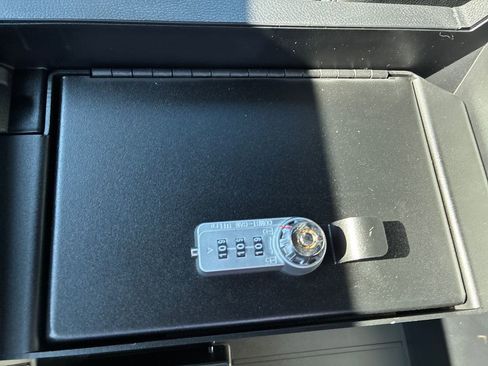 New 2026 Toyota Tundra Limited image 39