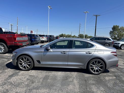 Used 2026 Genesis G70 2.5T AWD/4WD image 2