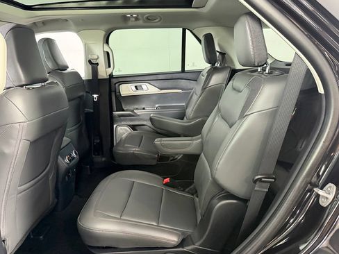 Used 2026 Ford Explorer Active w/ Active Comfort Package AWD/4WD image 24
