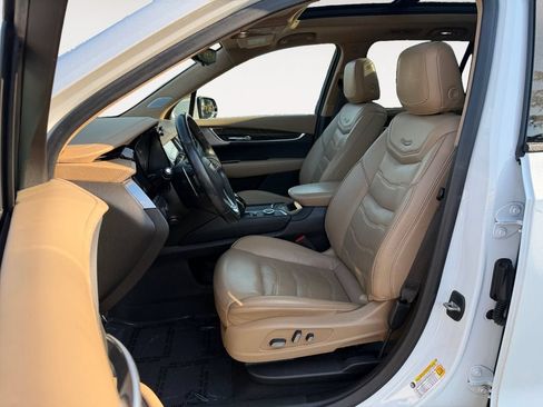Used 2022 Cadillac XT6 Sport w/ Platinum Package AWD/4WD image 6